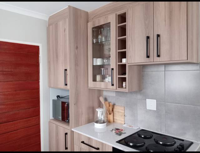2 BEDROOM FREEHOLD FOR SALE IN DALVIEW